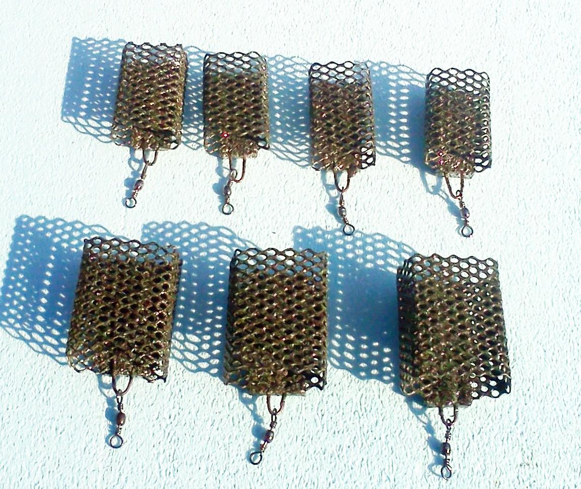 Plumbi si momitoare - cosulete-feeder.jpg